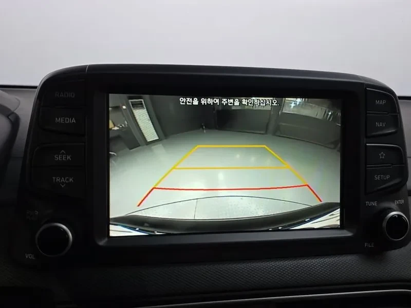 Hyundai Kona 1.6 2WD MODERN, снимка 15 - Автомобили и джипове - 55558621