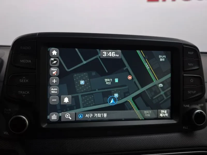 Hyundai Kona 1.6 2WD MODERN, снимка 14 - Автомобили и джипове - 55558621
