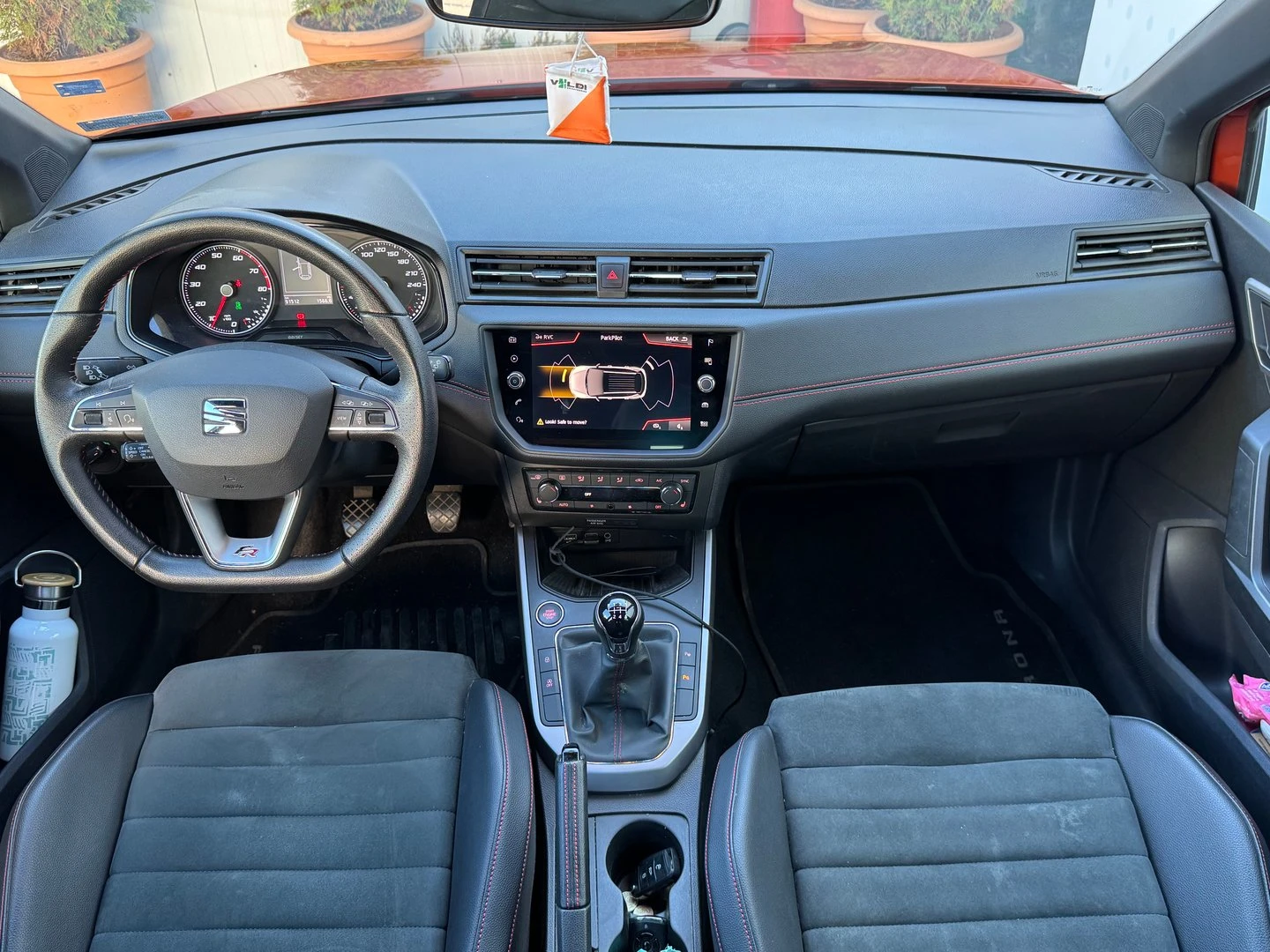 Seat Arona 1.0 TGI FR - изображение 5