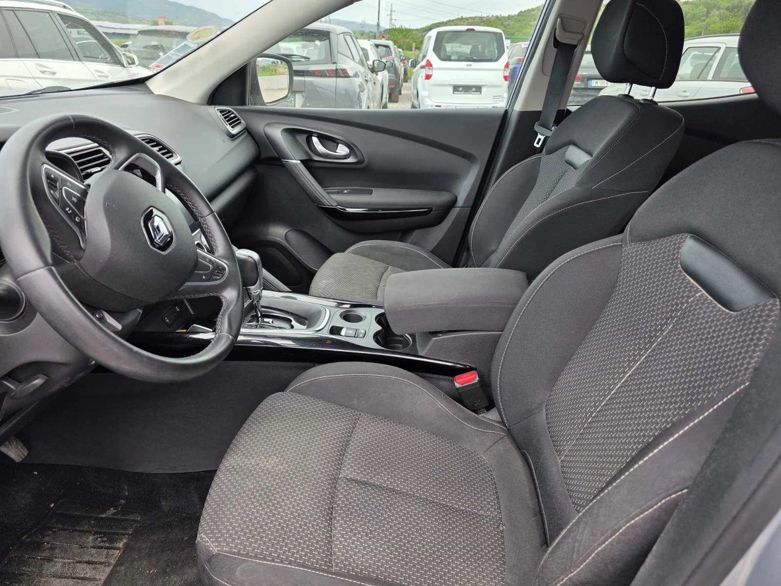 Renault Kadjar 1.5 Blue dCi EDC - изображение 9