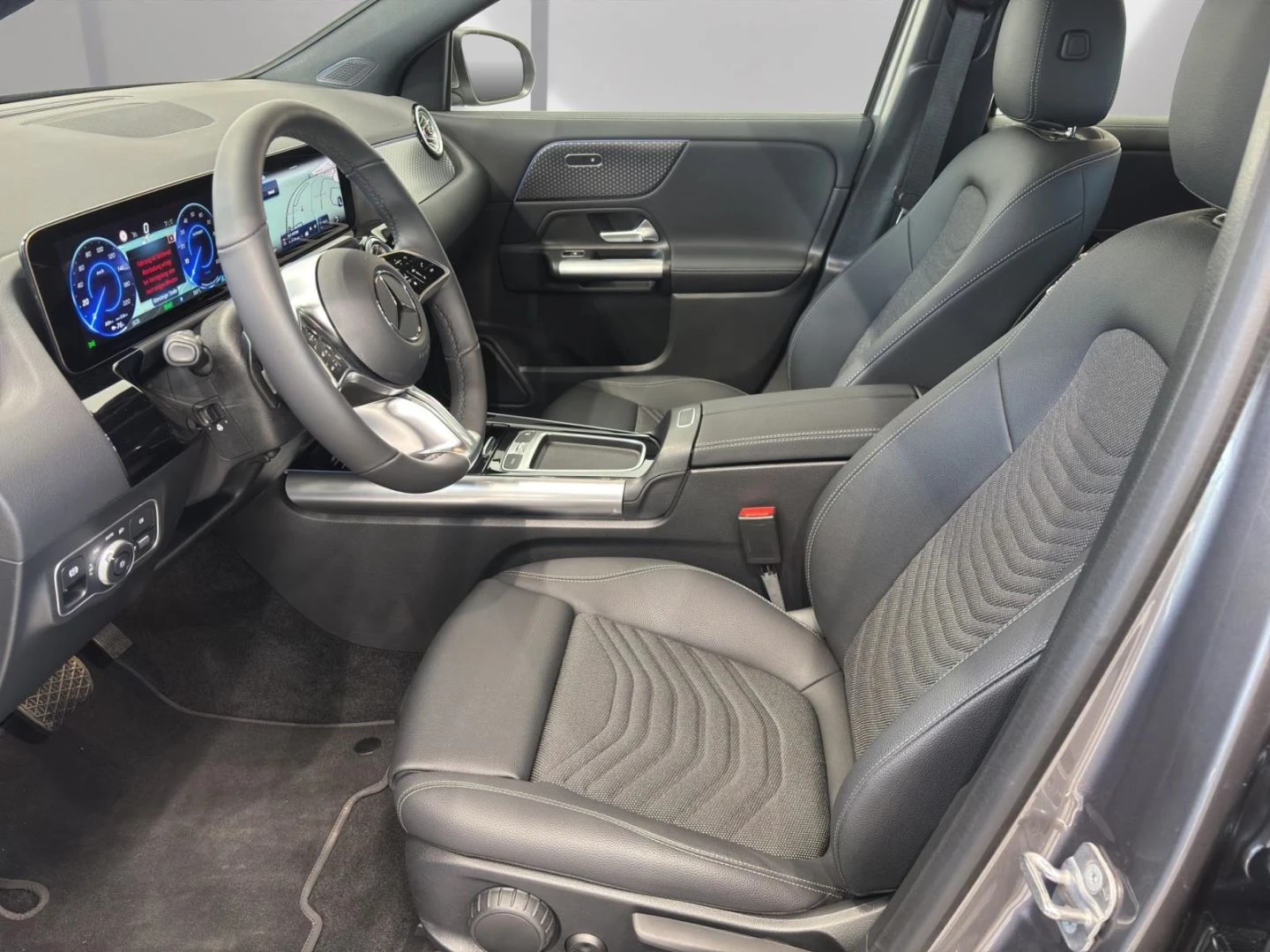 Mercedes-Benz EQA 300/228HP/4M/ADVANCED/CAM/NAVI/KLESS/551v - изображение 9