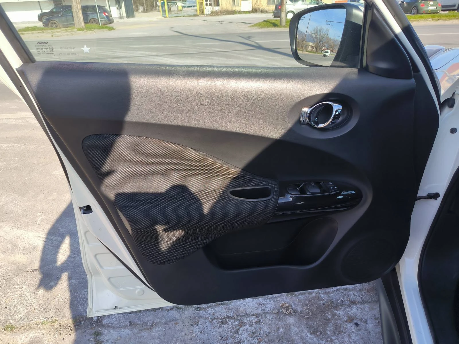 Nissan Juke 1.5d-Euro-6B-6sk, снимка 12 - Автомобили и джипове - 53603480