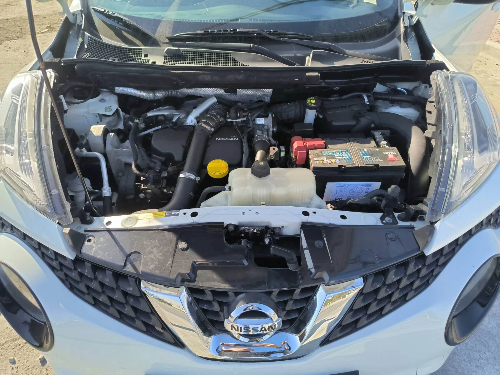 Nissan Juke 1.5d-Euro-6B-6sk, снимка 9 - Автомобили и джипове - 53603480