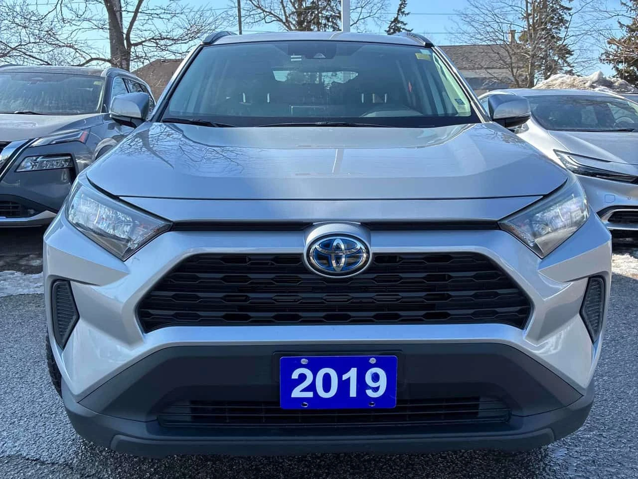 Toyota Rav4 Hybrid LE/CARFAX/ПОДГРЕВИ/KEYLESS/ВТОРИ ГУМИ, снимка 2 - Автомобили и джипове - 53728725