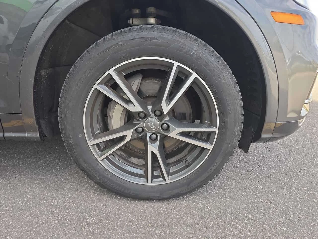 Audi Q5 * Technik S-LINE* DISTRONIC* B&O* 360* , снимка 7 - Автомобили и джипове - 54572885