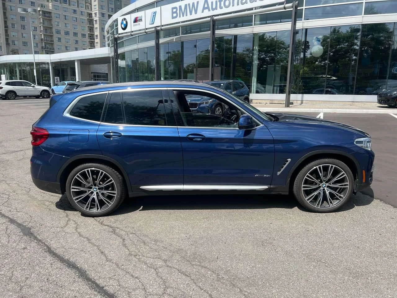 BMW X3 * xDrive30i * CARFAX * ОБДУХВАНЕ* HEAD UP* HARMAN*, снимка 3 - Автомобили и джипове - 55792803