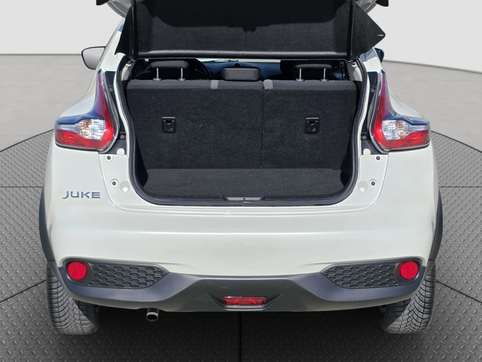 Nissan Juke 1.6, снимка 9 - Автомобили и джипове - 56358034