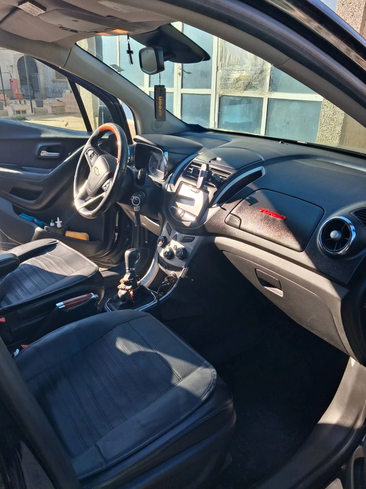 Chevrolet Trax 1.7, снимка 5 - Автомобили и джипове - 56600600