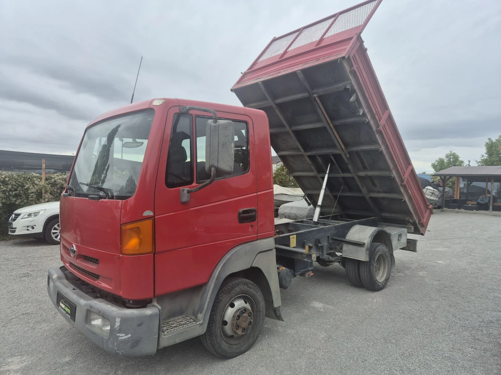 Nissan Atleon 3.0d/САМОСВАЛ/3500кг - изображение 4