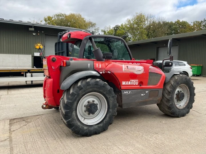 Телескопични товарачи Manitou MLT 634-120 LSU - изображение 3