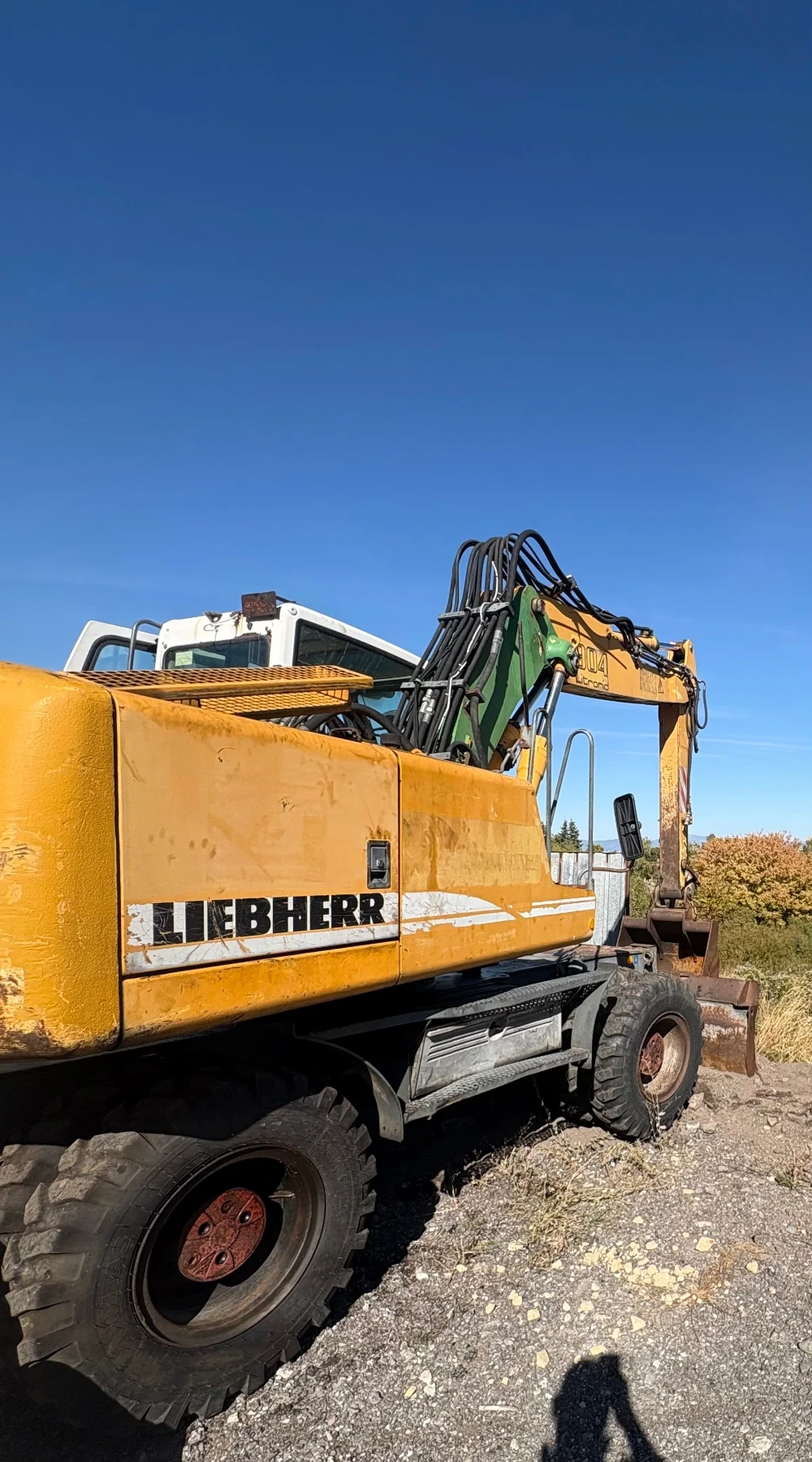 Багер Liebherr 904, снимка 4 - Индустриална техника - 56350756