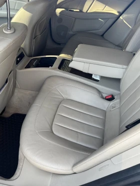 Mercedes-Benz CLS 550 Mercedes-Benz CLS 550 Обслужен на 100 % - 33000 лв. - 59485565 12