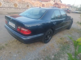 Обява за продажба на Mercedes-Benz E 270 ~3 500 лв. - изображение 4 | Auto.bg Обява за продажба на Mercedes-Benz E 270 ~3 500 лв. - изображение 4