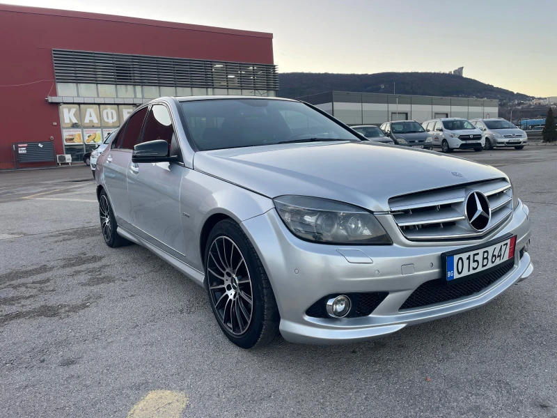 Mercedes-Benz C 320 AMG- NAVI, снимка 3 - Автомобили и джипове - 48289127