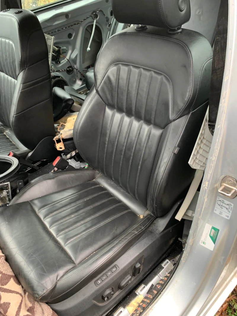 Skoda Superb, снимка 5 - Автомобили и джипове - 52634350