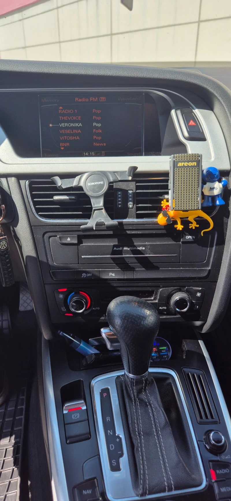 Audi A4, снимка 13 - Автомобили и джипове - 52362561