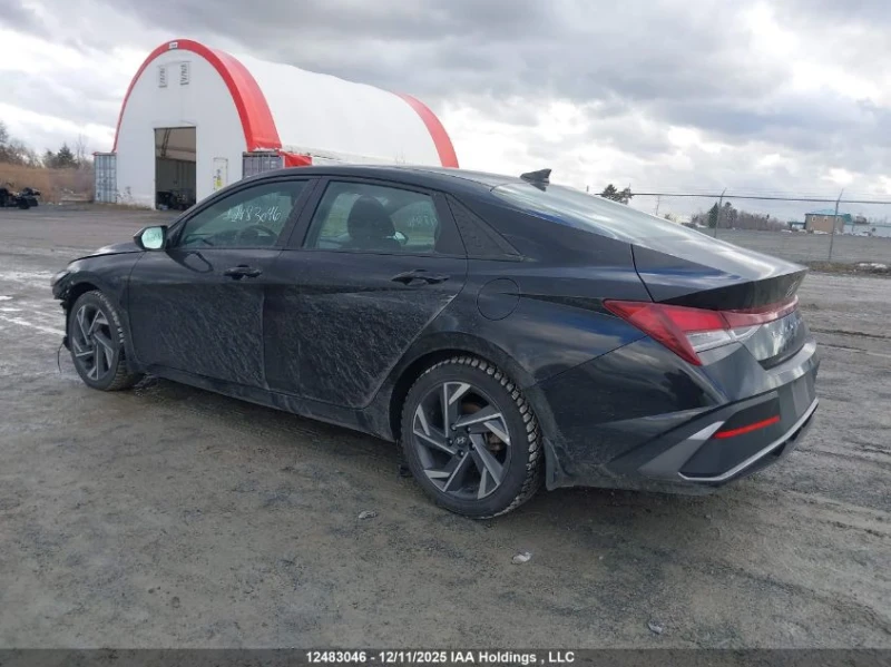 Hyundai Elantra 2.0* TECH PACKAGE* 31 000KM, снимка 3 - Автомобили и джипове - 53034635