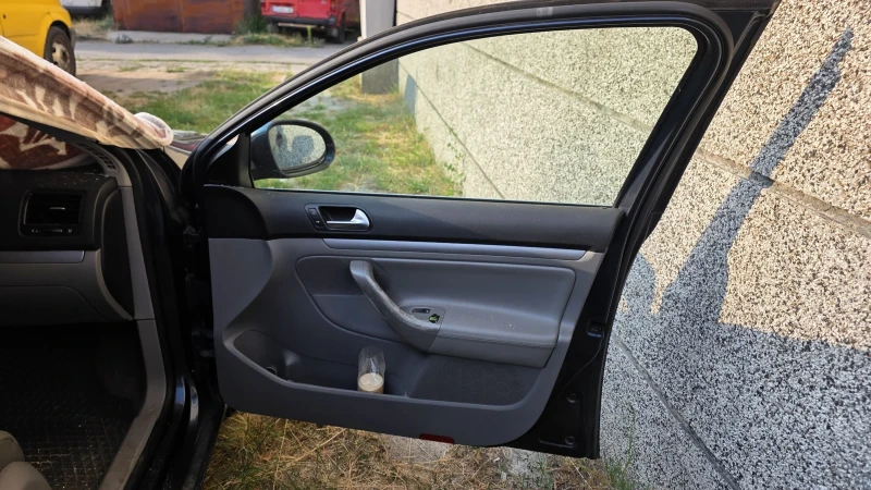 VW Jetta 2.5 USA 150KC HA ЧАСТИ , снимка 4 - Автомобили и джипове - 53178619