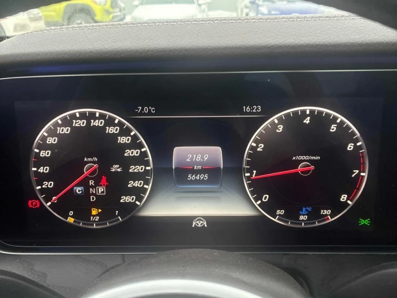Mercedes-Benz E 450  | AMBIENT | LANE ASSIST |  CARFAX, снимка 9 - Автомобили и джипове - 53458405