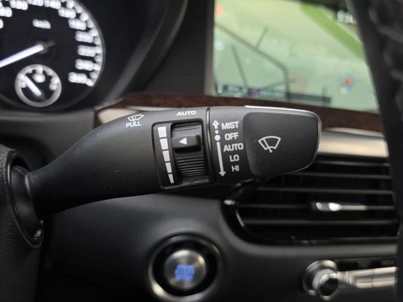 Genesis G90 3.3 Automatic, снимка 13 - Автомобили и джипове - 55598967