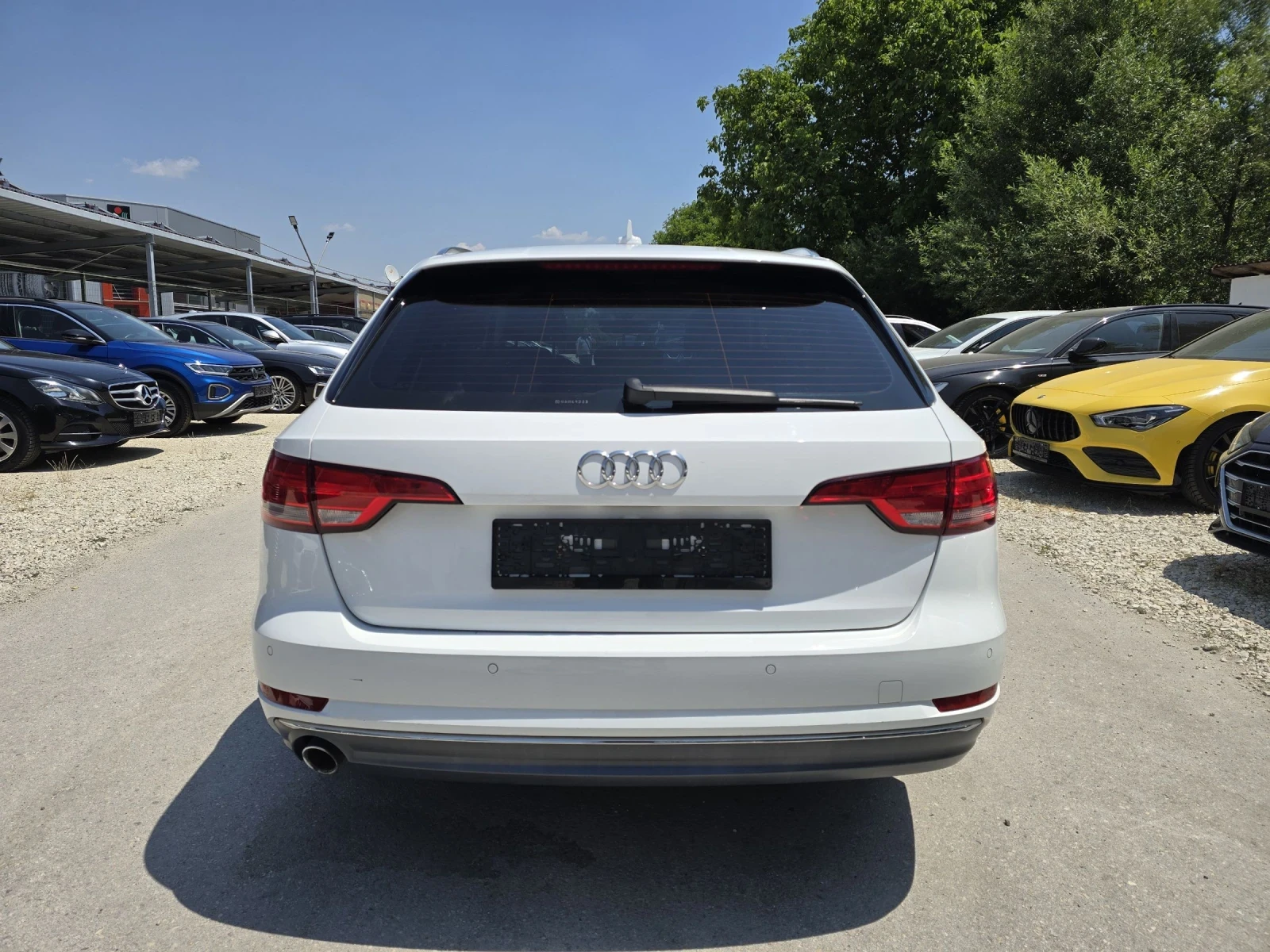 Audi A4 2.0TDI 150к.с Топ състояние  - изображение 7