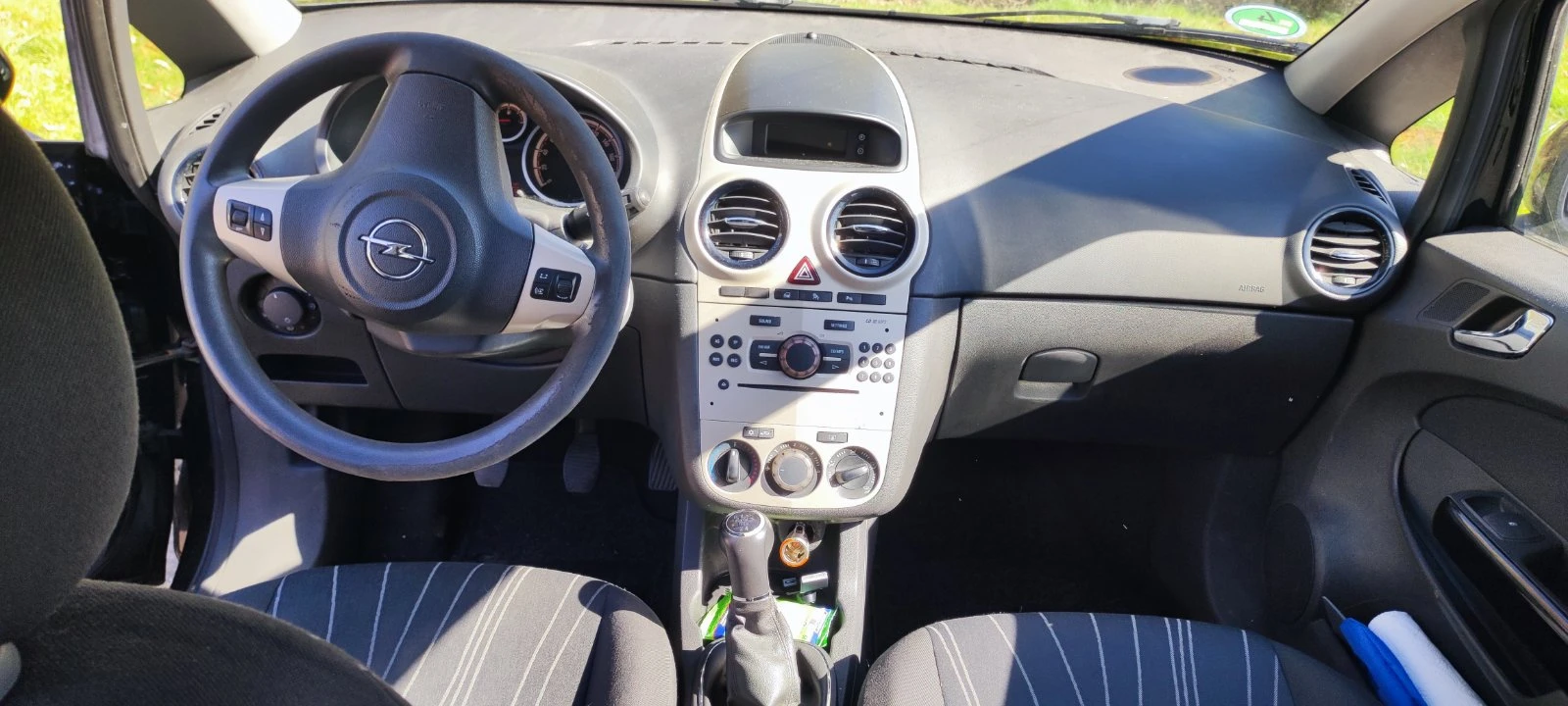 Opel Corsa 1.2 - изображение 7