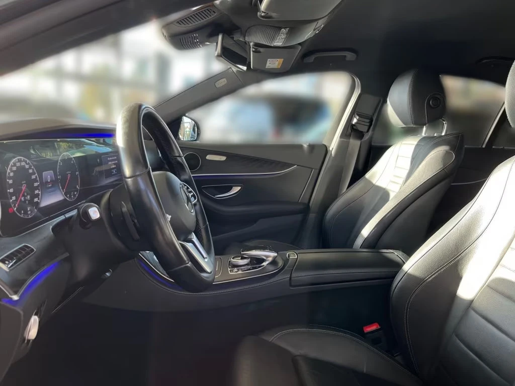 Mercedes-Benz E 220 d/AVANTGARDE/194HP/CAM/LED/DIGI/NAVI/CPLAY/884g, снимка 6 - Автомобили и джипове - 53734873