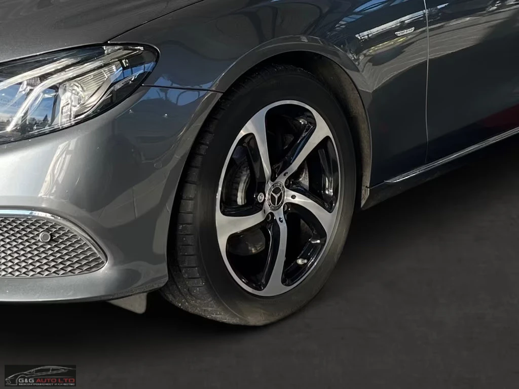 Mercedes-Benz E 220 d/AVANTGARDE/194HP/CAM/LED/DIGI/NAVI/CPLAY/884g, снимка 2 - Автомобили и джипове - 53734873