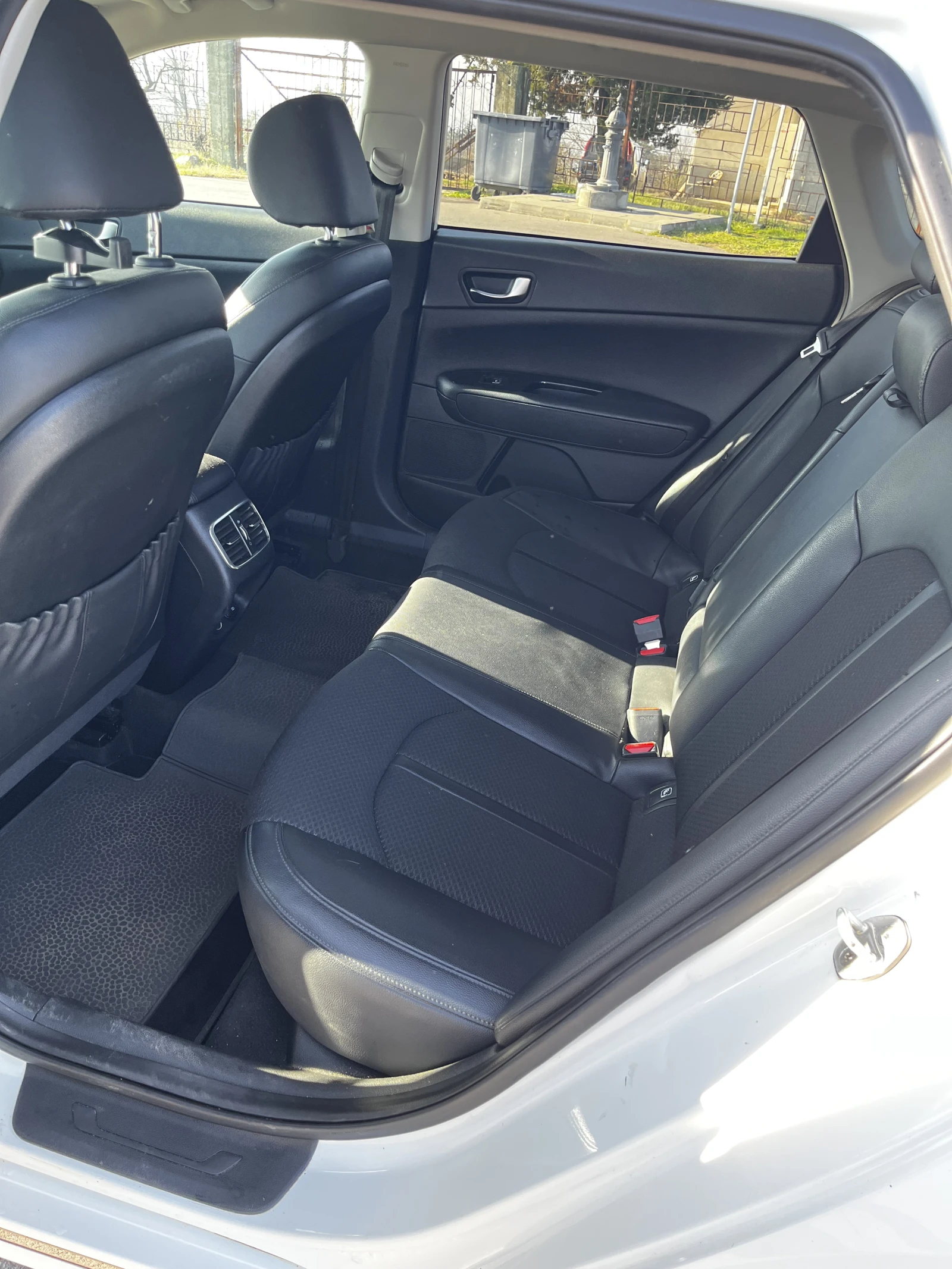 Kia Optima GT Line, снимка 9 - Автомобили и джипове - 54228954