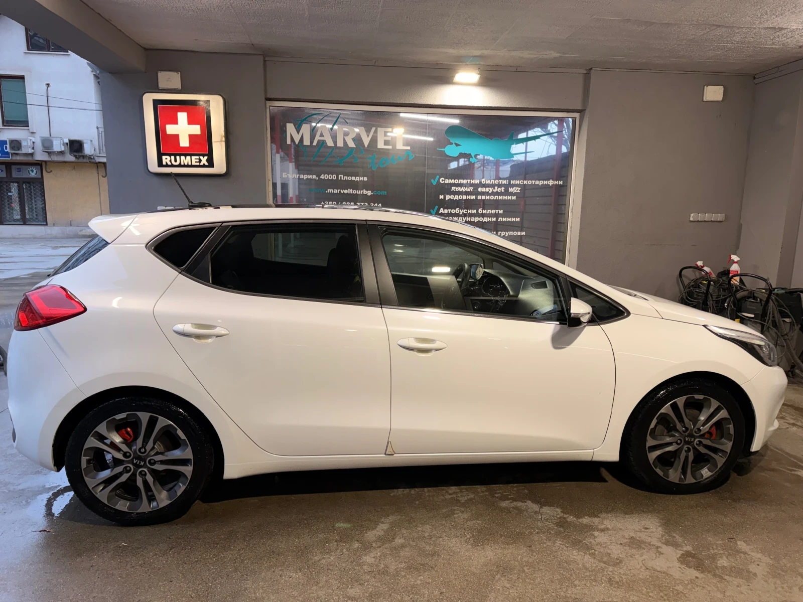 Kia Ceed, снимка 3 - Автомобили и джипове - 54240656