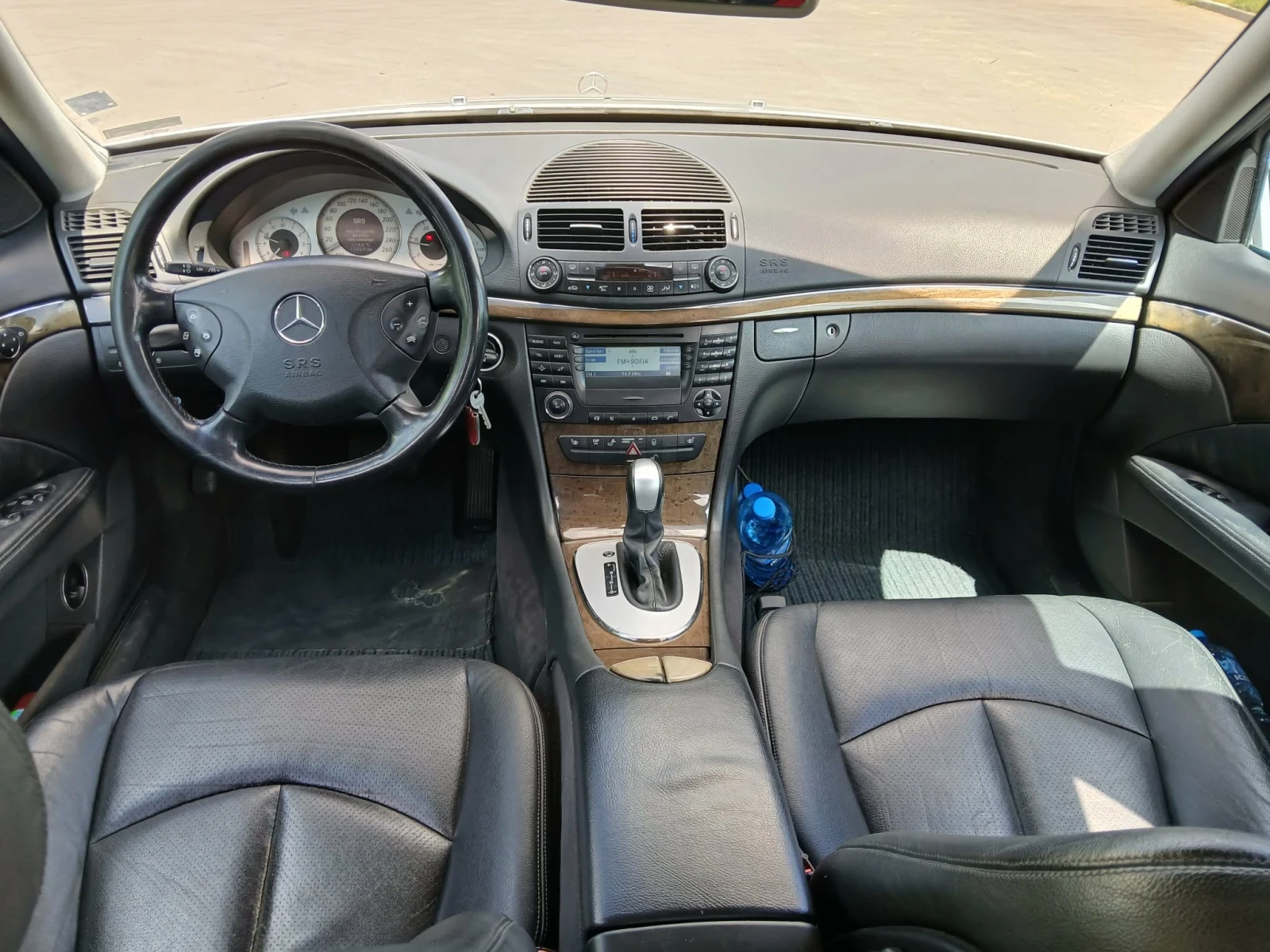 Mercedes-Benz E 270 2.7 CDI, снимка 8 - Автомобили и джипове - 54770884