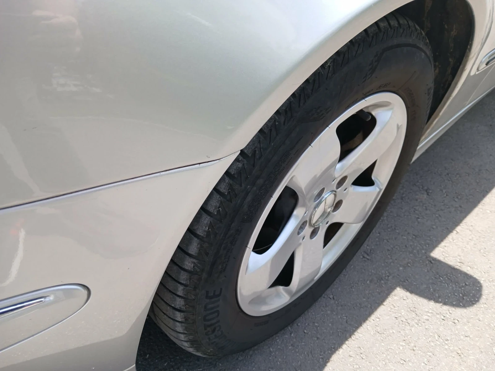 Mercedes-Benz E 270 2.7 CDI, снимка 10 - Автомобили и джипове - 54770884