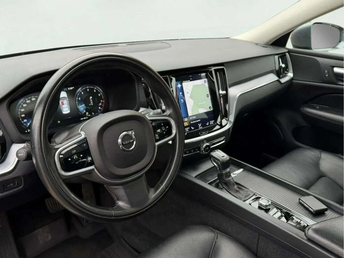 Volvo S60 T6 Momentum, ПАНОРАМА, НАВИ, ЦЕНА ДО БГ, снимка 7 - Автомобили и джипове - 54873934
