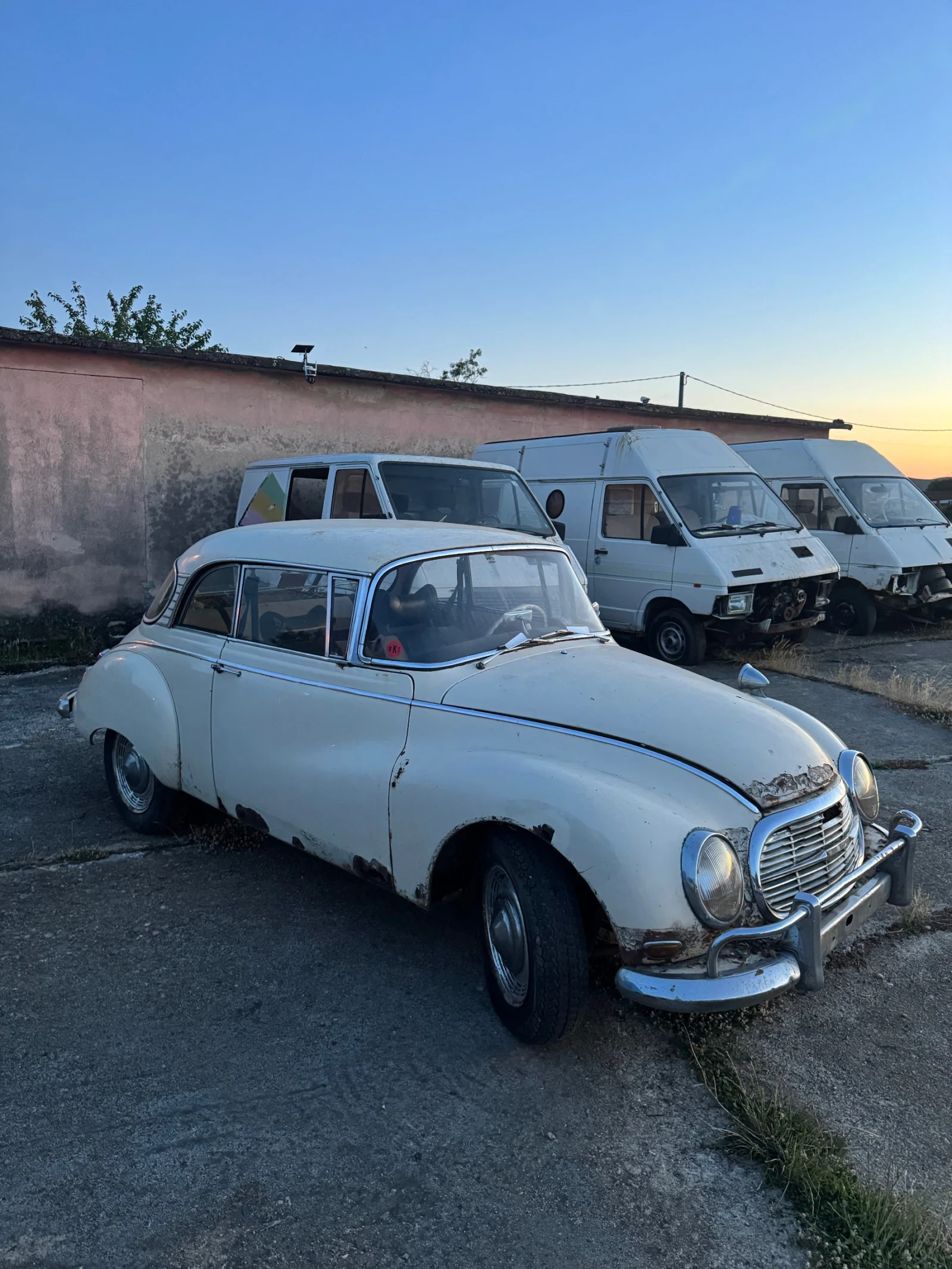 Dkw F102 AU1000S Нов Внос Германия , снимка 11 - Автомобили и джипове - 54899587