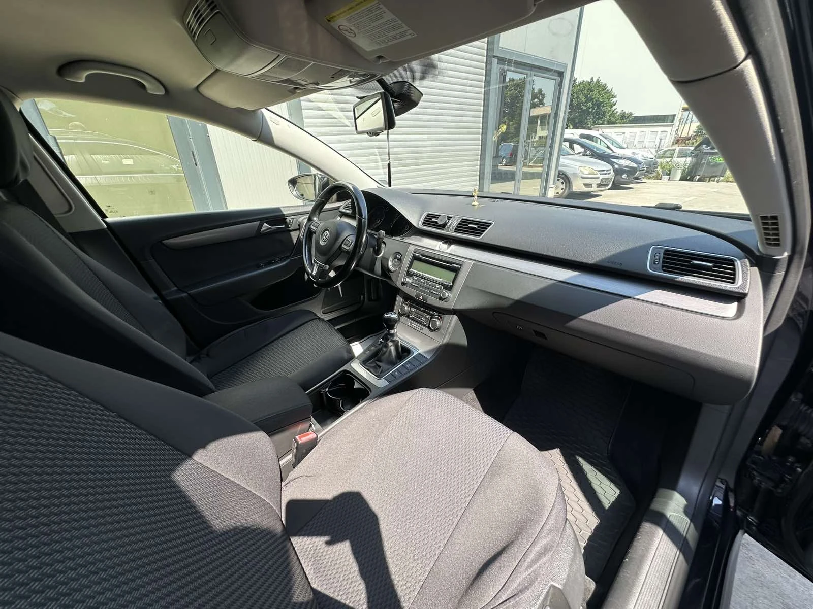 VW Passat, снимка 11 - Автомобили и джипове - 55098789
