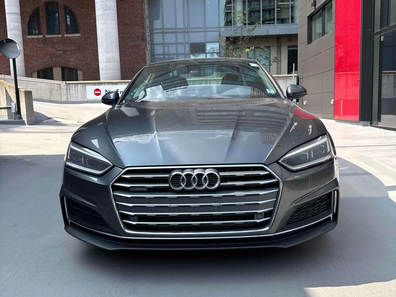 Audi A5 Progressiv * АВТОКРЕДИТ * ГЛАВНО ПРЕДСТАВИТЕЛСТВО, снимка 2 - Автомобили и джипове - 55430539