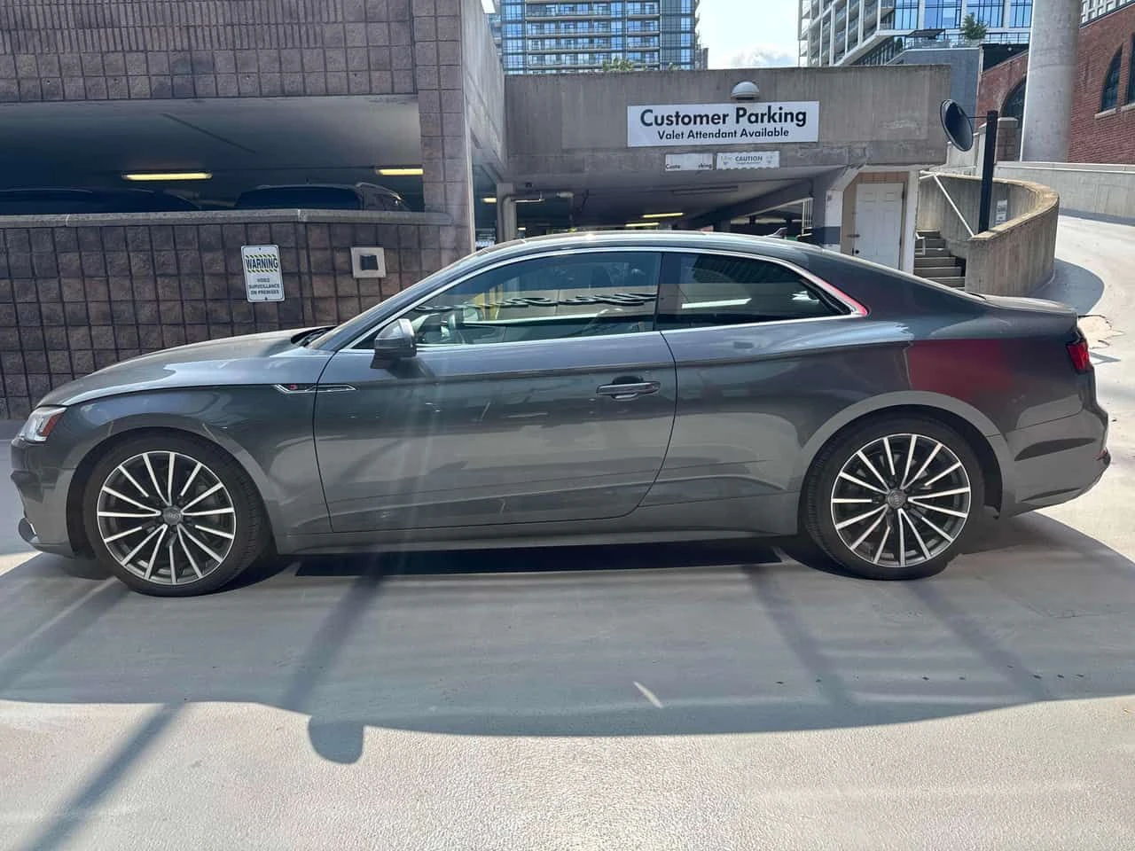 Audi A5 Progressiv * АВТОКРЕДИТ * ГЛАВНО ПРЕДСТАВИТЕЛСТВО, снимка 3 - Автомобили и джипове - 55430539