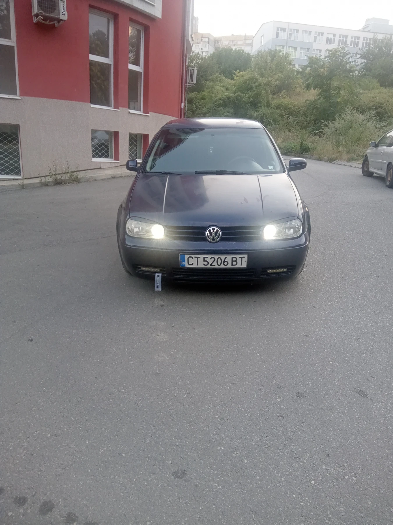 VW Golf, снимка 4 - Автомобили и джипове - 55566650