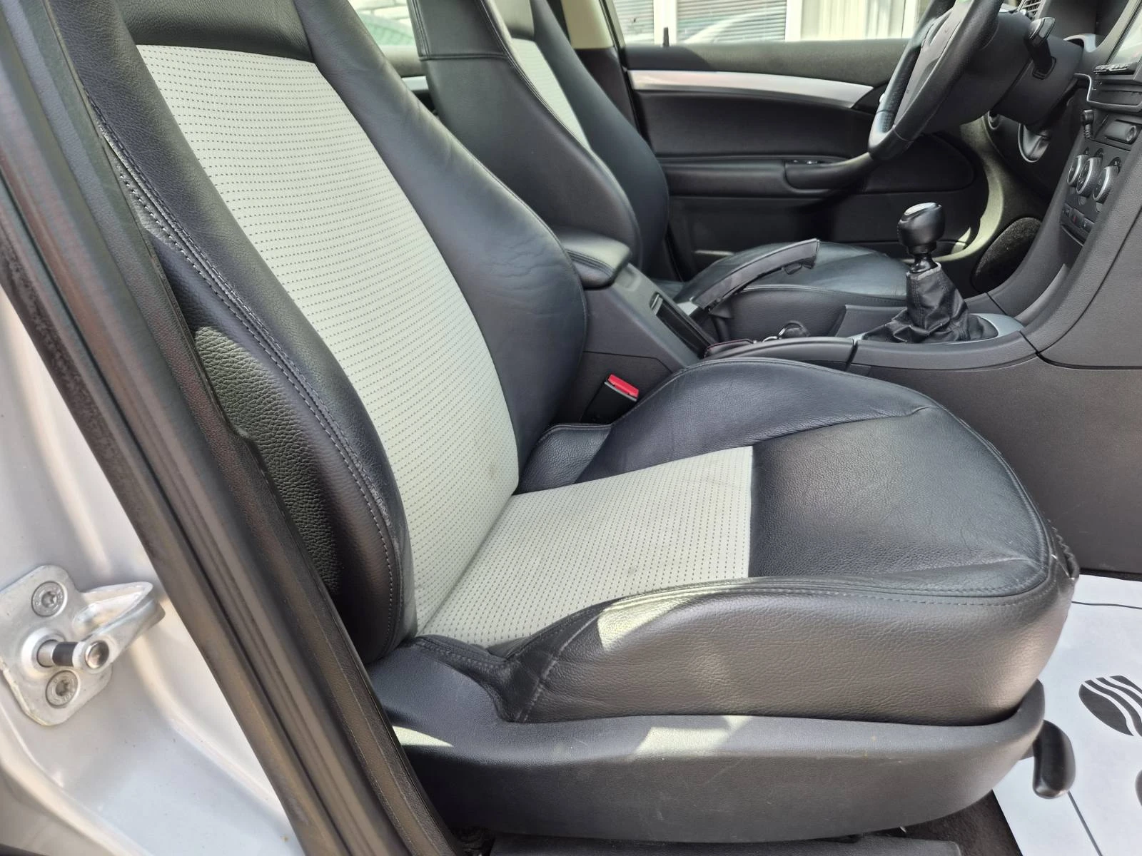 Saab 9-3 1.9D-VECTOR-FACELIFT-194000�� | Mobile.bg � ����������� 12