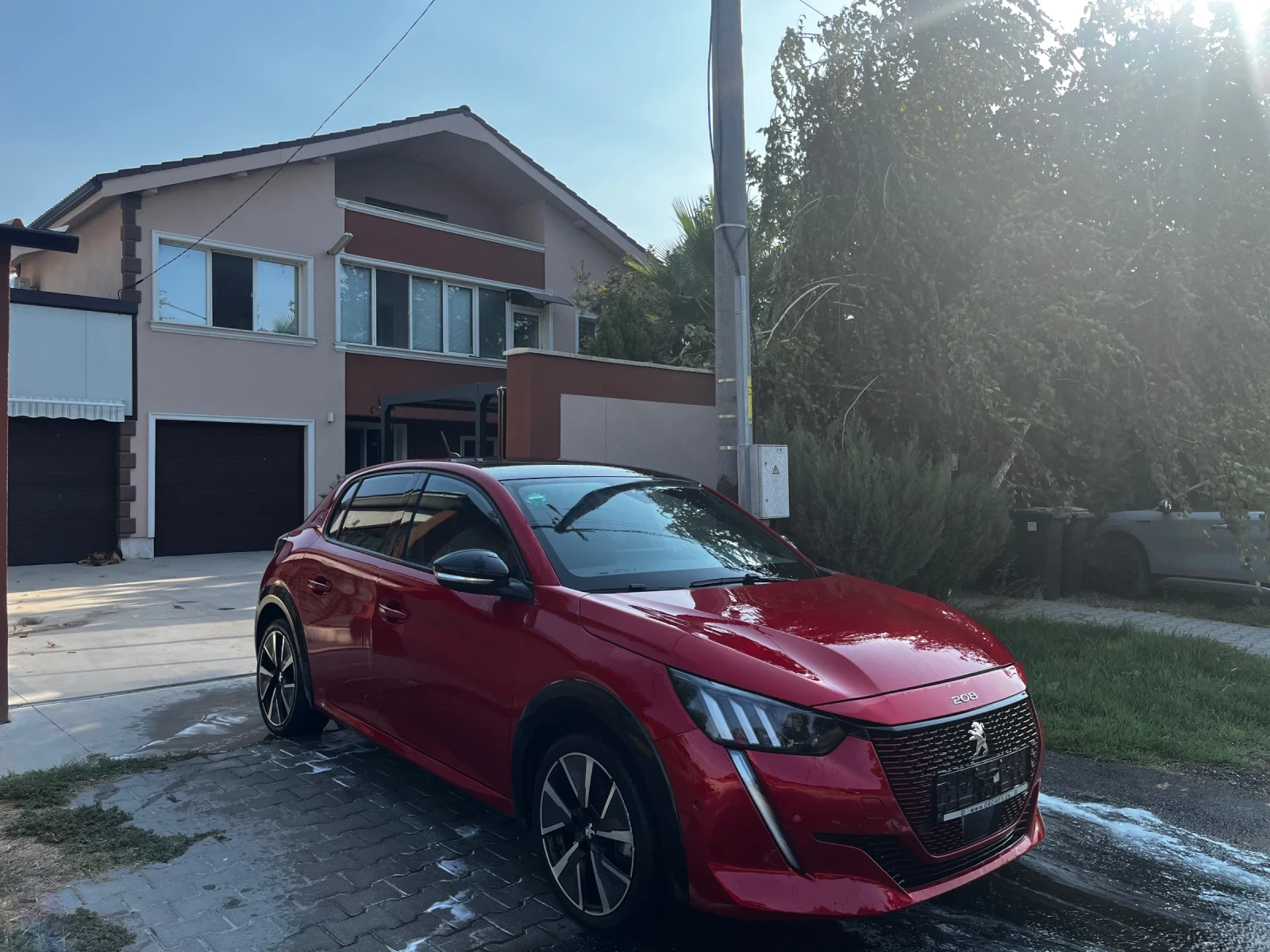 Peugeot 208 GT, снимка 6 - Автомобили и джипове - 55967642