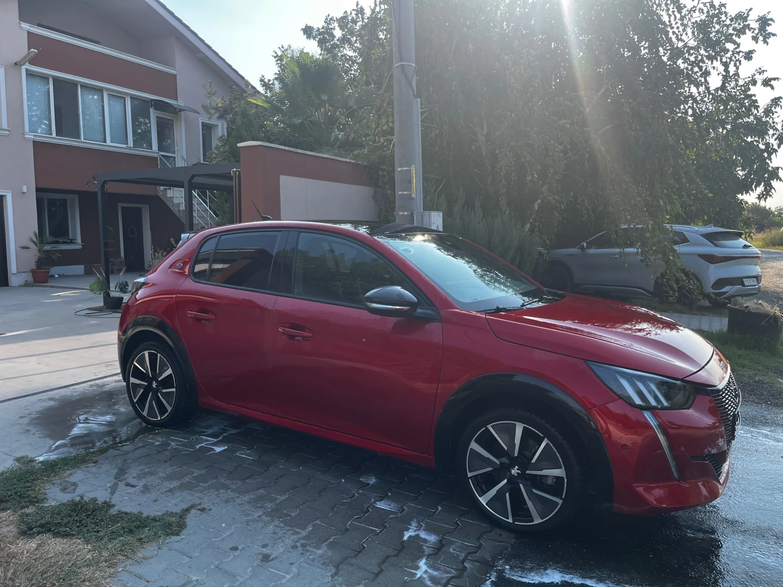 Peugeot 208 GT, снимка 7 - Автомобили и джипове - 55967642