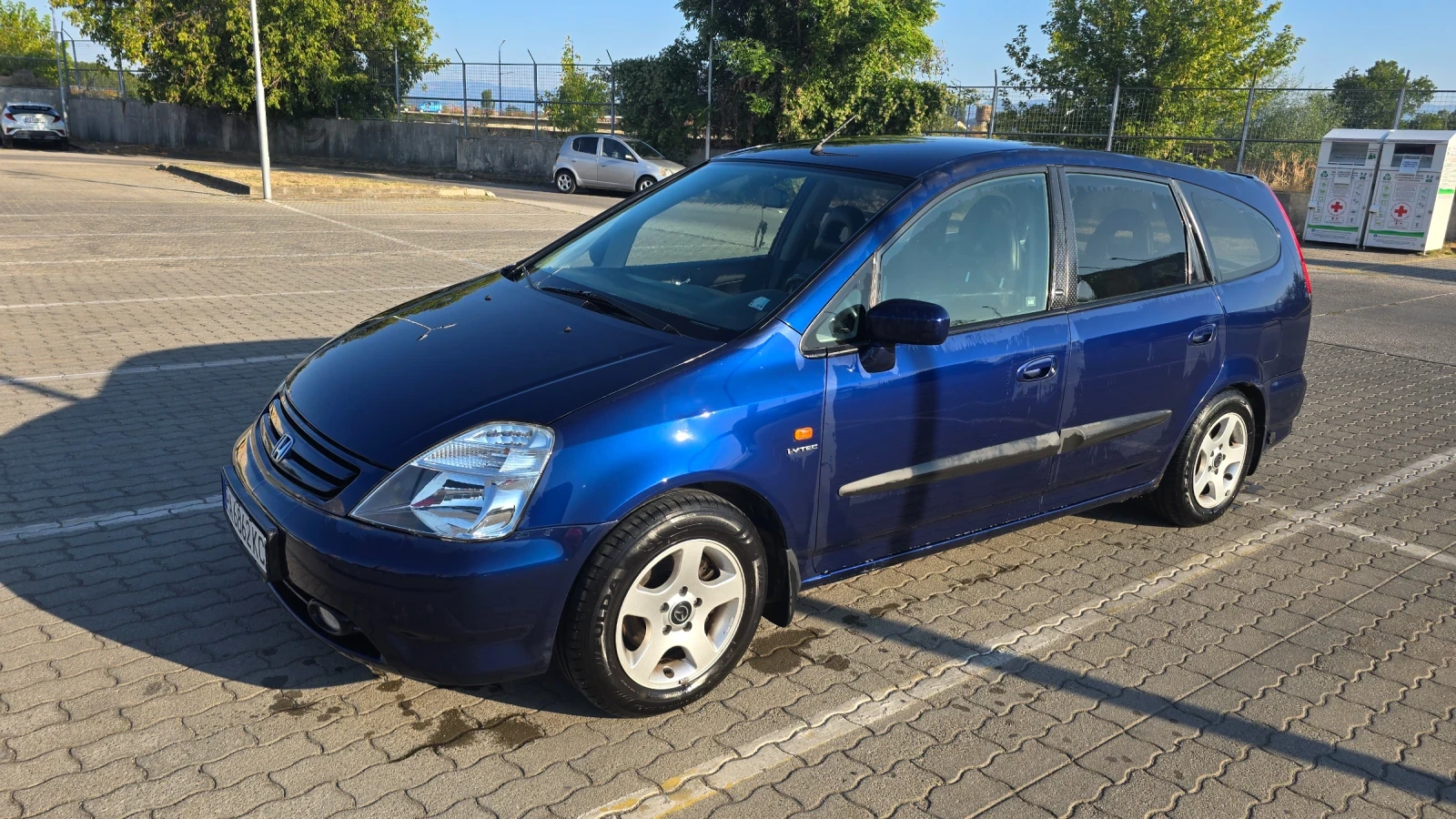 Honda Stream 2.0 , снимка 2 - Автомобили и джипове - 56171989