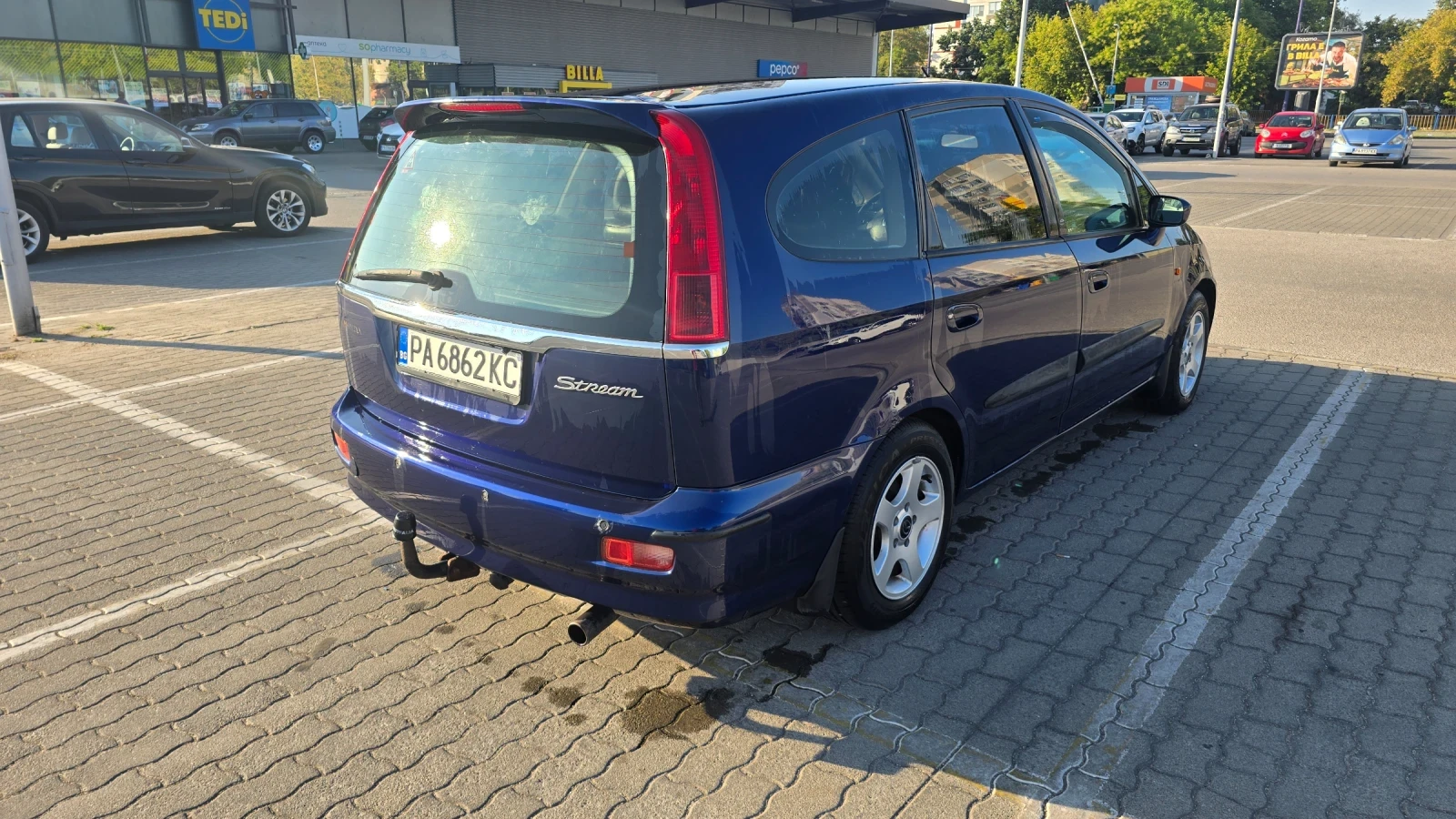Honda Stream 2.0 , снимка 5 - Автомобили и джипове - 56171989