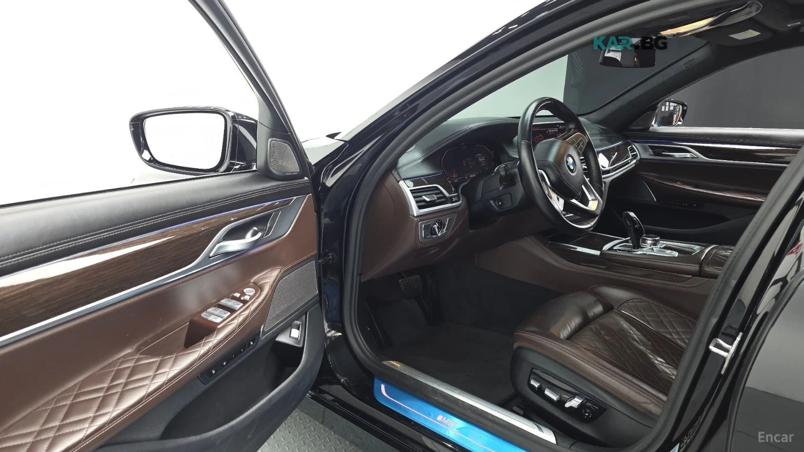 BMW 740 Li* XDRIVE* DESIGN PURE EXCELENCE* МАСАЖ* ТВ* HUD*, снимка 10 - Автомобили и джипове - 56228170