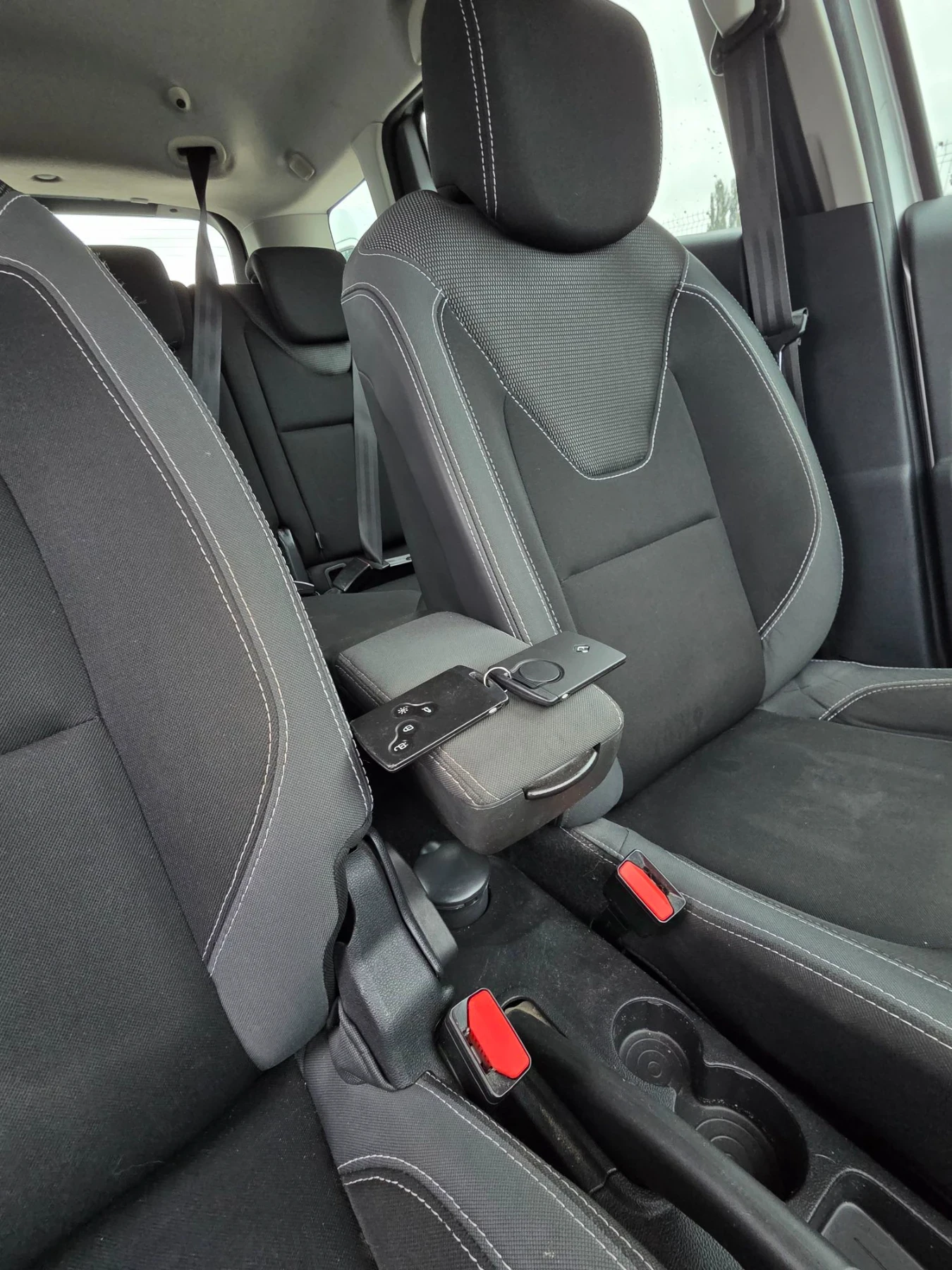 Renault Clio, снимка 16 - Автомобили и джипове - 56475958
