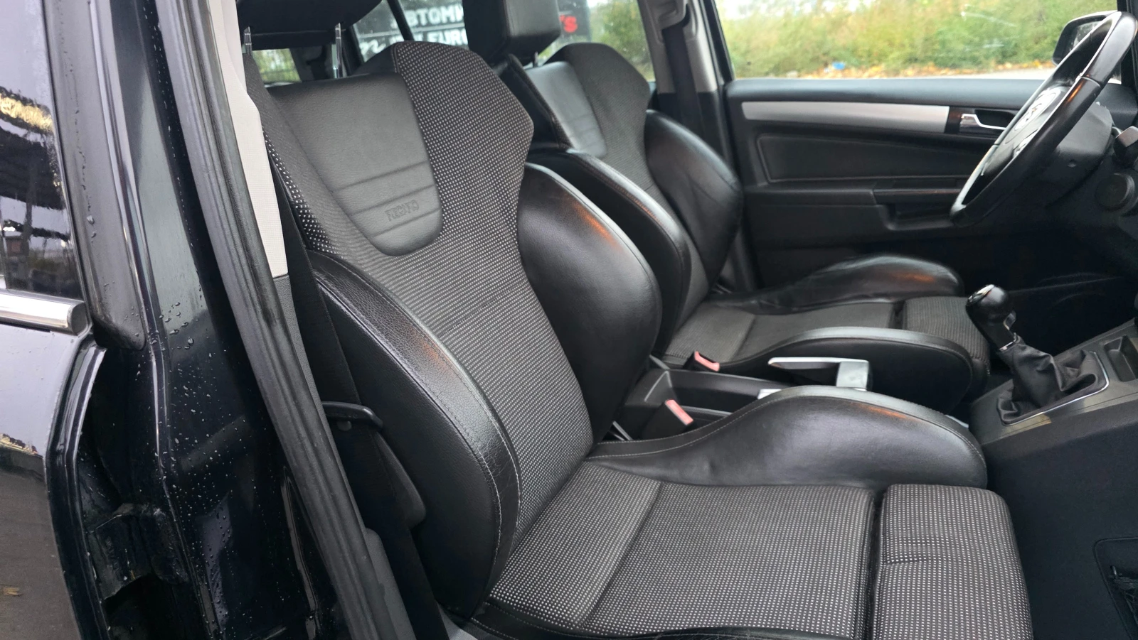 Opel Zafira УНИКАЛНА/OPC-OPTIC, снимка 15 - Автомобили и джипове - 56742719