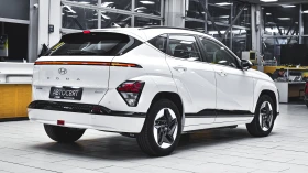 Hyundai Kona II Electric 65.4 kWh Intuitive, снимка 6