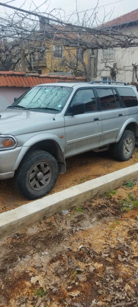  Mitsubishi Pajero