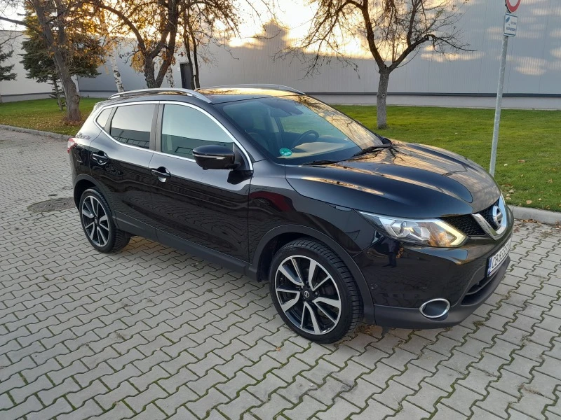 Nissan Qashqai, снимка 2 - Автомобили и джипове - 47589350