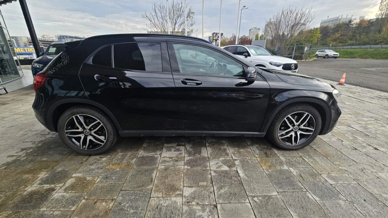 Mercedes-Benz GLA 250 4MATIC, снимка 5 - Автомобили и джипове - 52366375